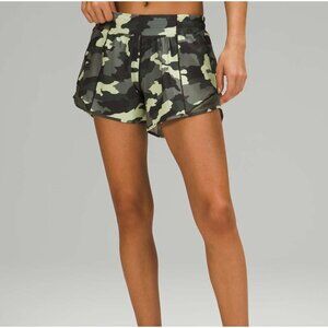 Lululemon Athletica Hotty Hot Low Rise Short 4" Green Camo Women's Size 4 Tall